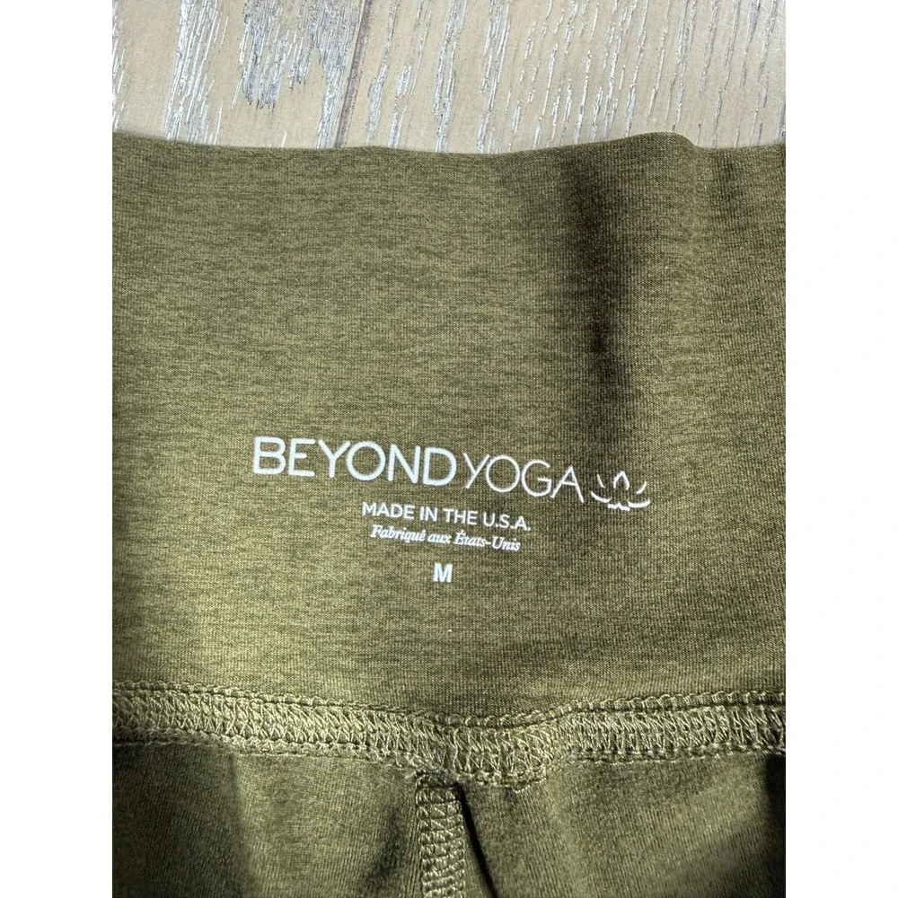 Beyond Yoga Joggers Womens Medium Olive Green Spacedye High Waisted Relaxed Fit